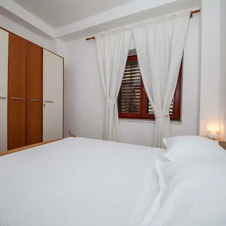 Makarana Апартаменти