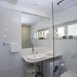Appartement Makarana *