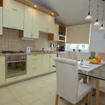Appartement Makarana *
