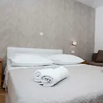 Makarana * Makarska