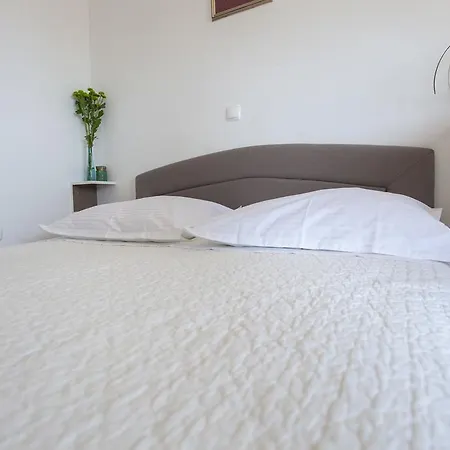 Apartment Makarana Makarska