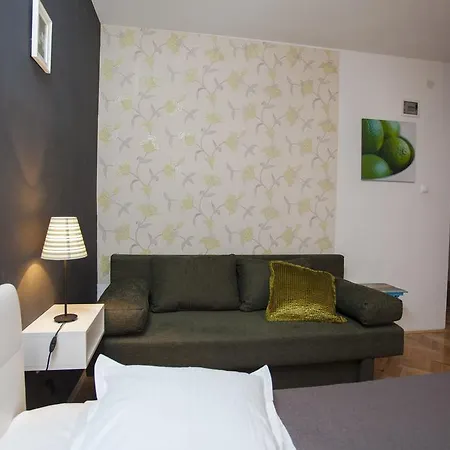 Apartment Makarana