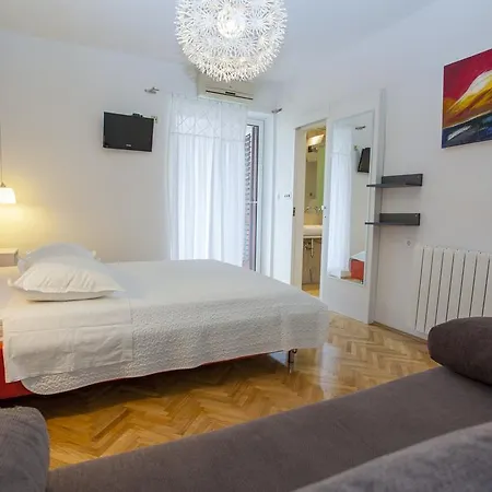 Makarana Lägenhet *