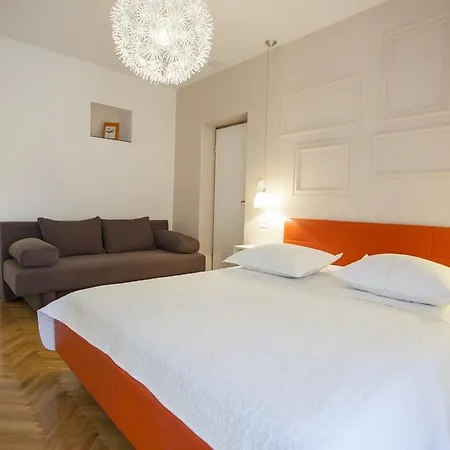 Makarana Lägenhet Makarska