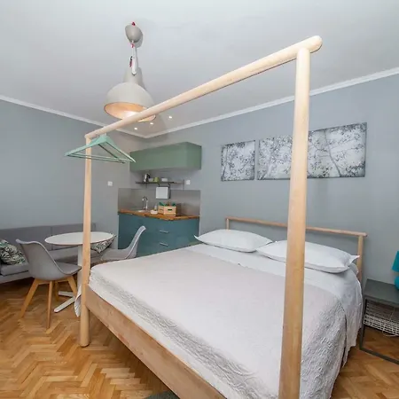 Apartament Makarana
