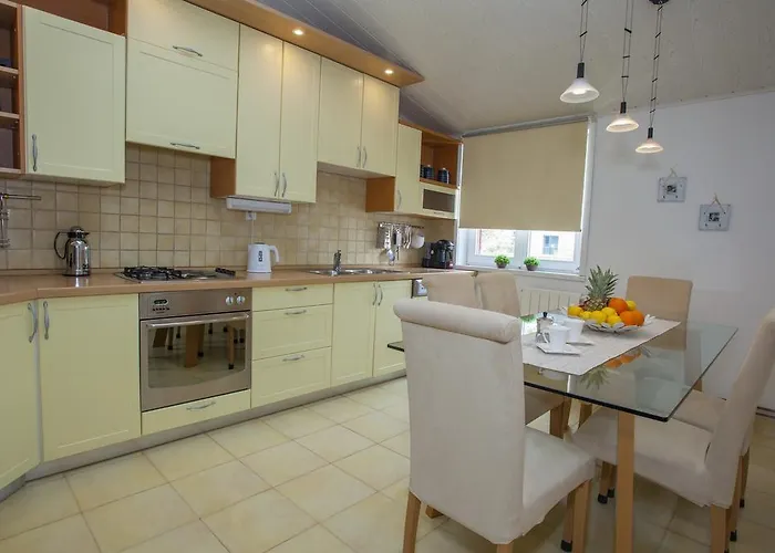 Appartement Makarana *