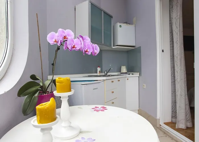 Makarana Appartement *